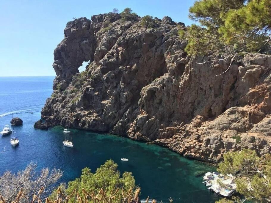 Casa Suliar Mit Gemeinschaftspool Und Panoramahafenblick Puerto de Sóller