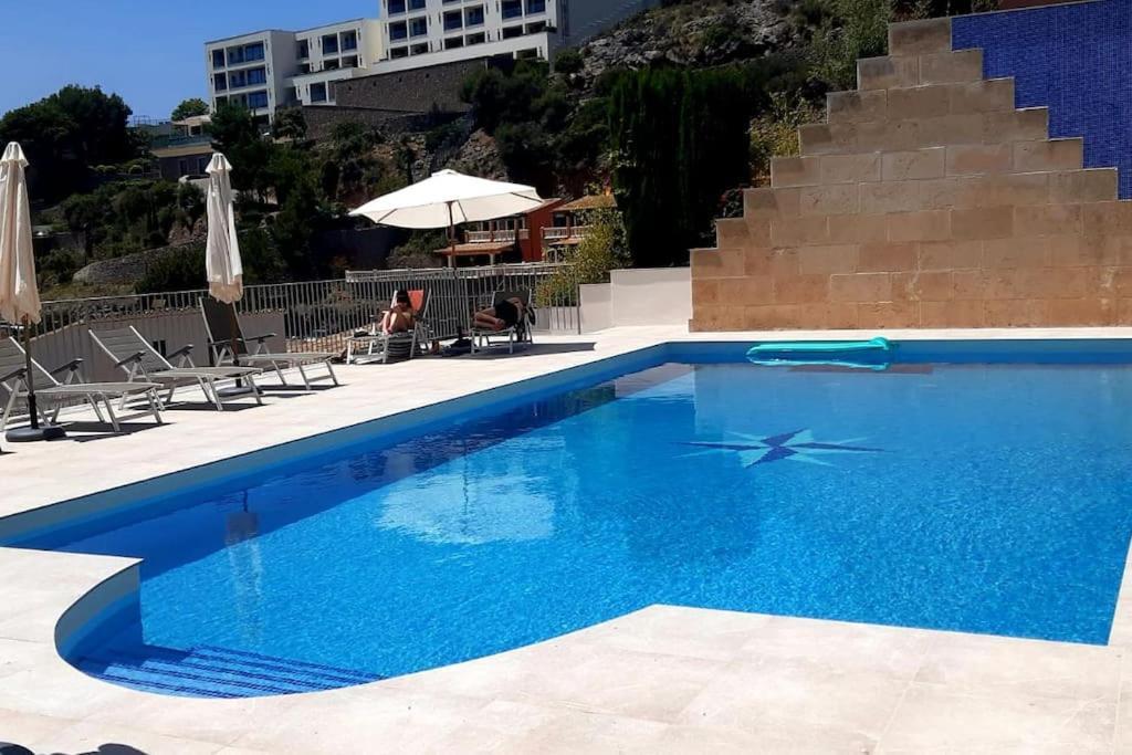 Villa Casa Suliar Mit Gemeinschaftspool Und Panoramahafenblick