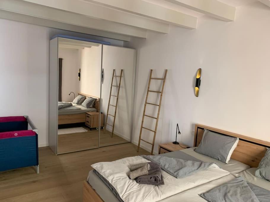 Casa Suliar Mit Gemeinschaftspool Und Panoramahafenblick *